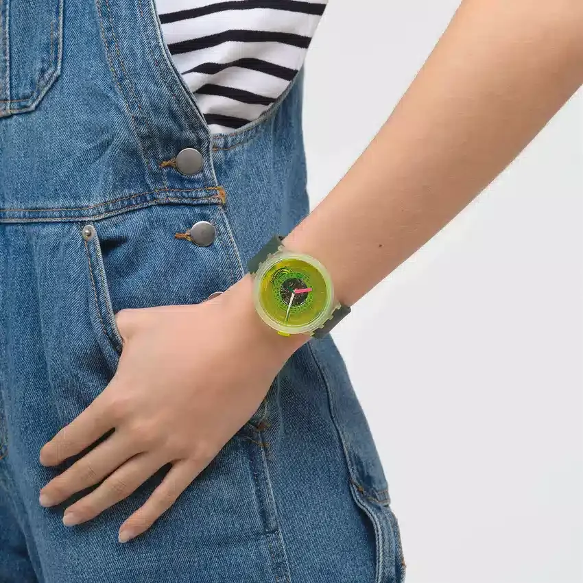 Swatch Blinded by Neon Swatch Blinded by Neon